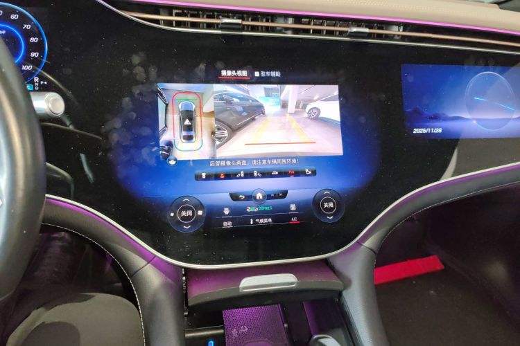 奔驰EQS 2022款 改款 450+ 先锋版中控内饰16