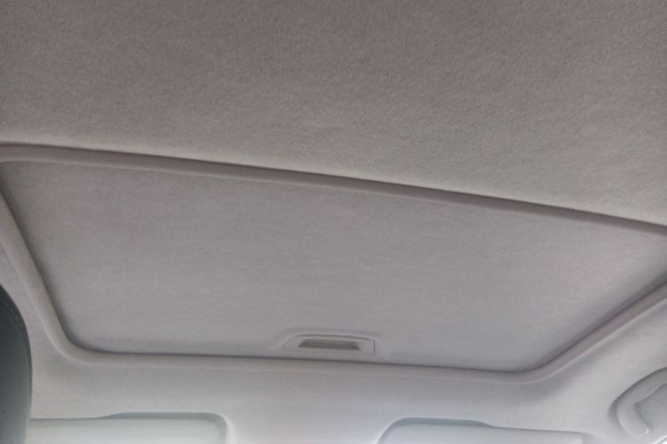 雪佛兰 科沃兹 2019款 320 自动欣享天窗版中控内饰22