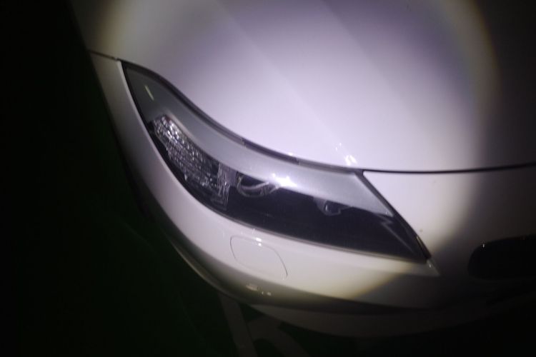 宝马Z4 2012款 sDrive20i领先型车身外观8