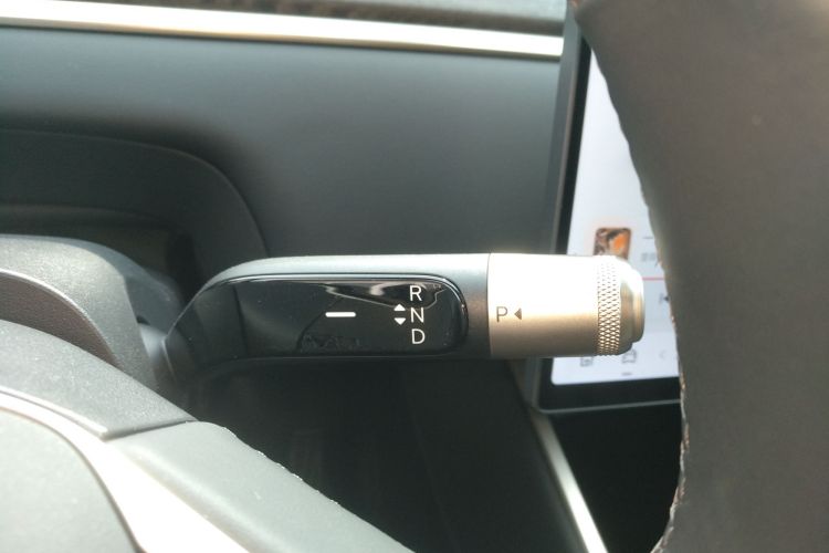 乐道L90 2025款 Ultra 六座版中控内饰18