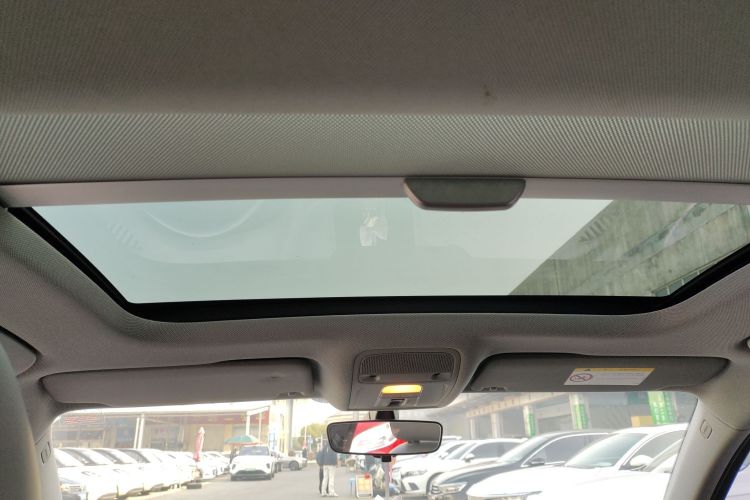 奥迪A3 2018款 30周年年型 Limousine 35 TFSI 时尚型中控内饰22