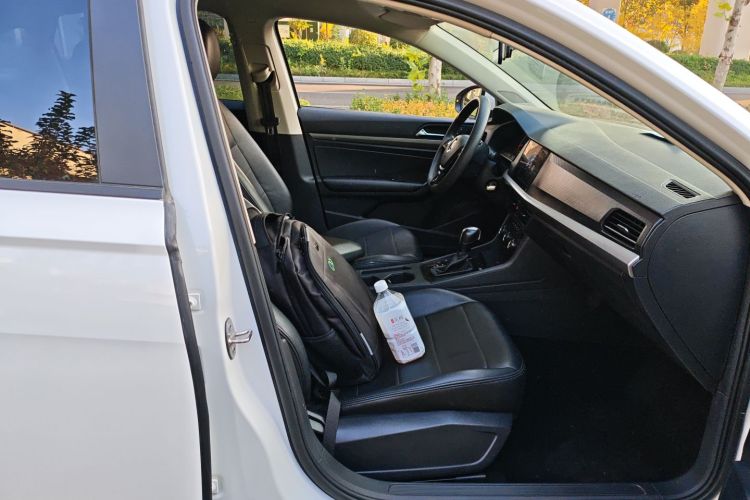 大众 朗逸 2021款 1.5L 自动风尚版局部细节41