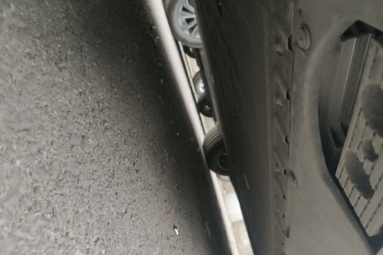 红旗天工08 2025款 605 Max后驱版局部细节9004