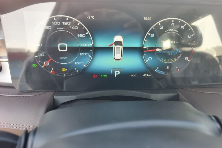 捷途X90 PLUS 2023款 改款 1.6TD DCT别墅 7座中控内饰15