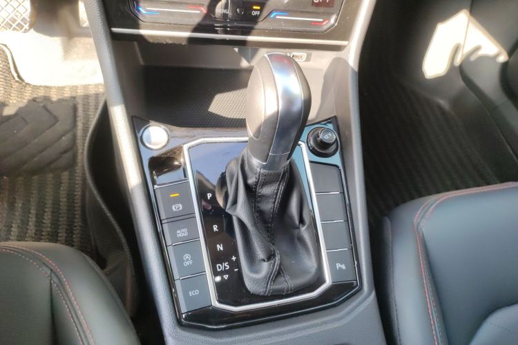 大众 朗逸 2024款 300TSI DSG星空领先版中控内饰18