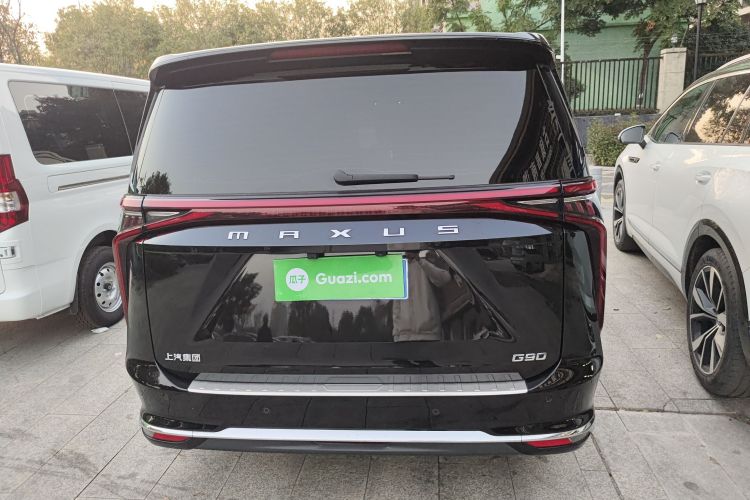 上汽大通MAXUS 大通G90 2022款 2.0T 星际七座版车身外观6004