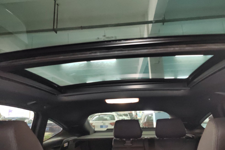 宝马3系GT 2020款 320i M运动套装局部细节22