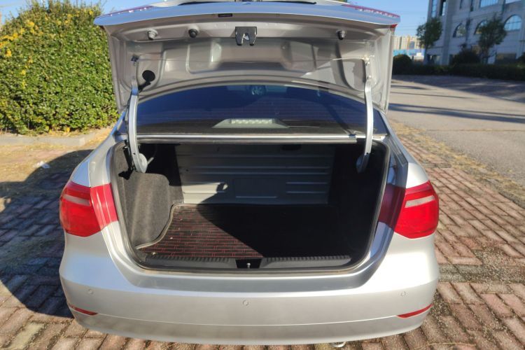 大众 捷达 2015款 1.6L 自动舒适型局部细节23