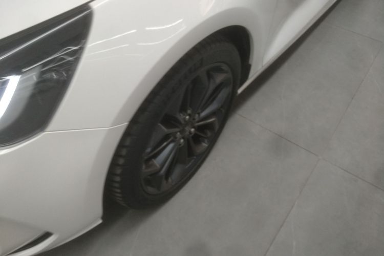 福特 福克斯 2022款 两厢 EcoBoost 180 自动ST Line车身外观35