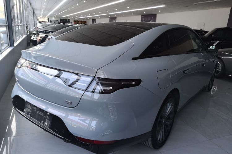 零跑汽车 零跑C01 2024款 增程 316尊享版车身外观7