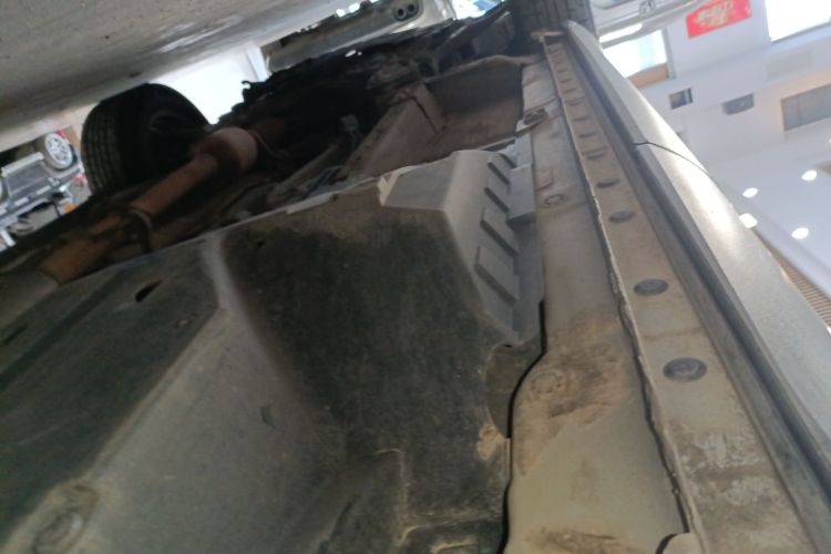 哈弗F7 2019款 1.5T 两驱i型 国V机舱底盘30