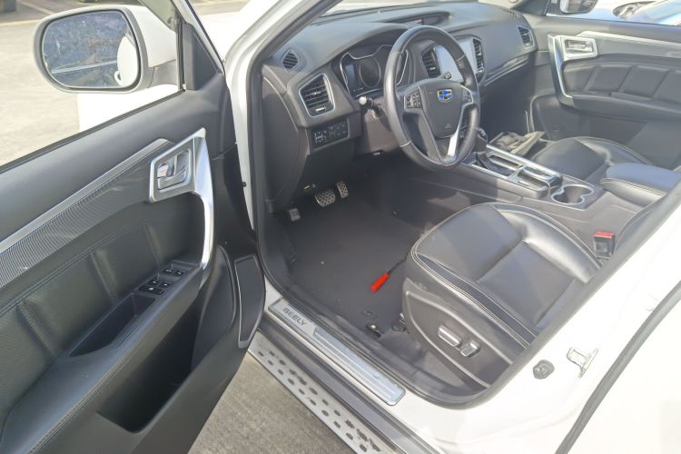 吉利汽车 远景X6 2016款 1.3T CVT旗舰型中控内饰20