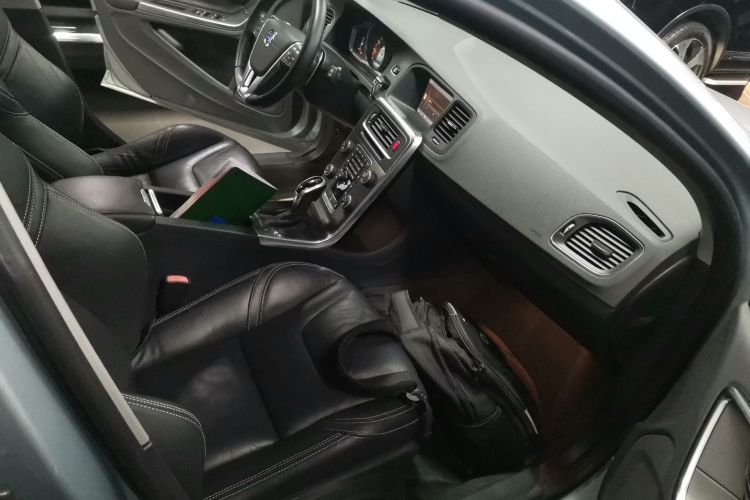 沃尔沃V60 2014款 T5 智雅版局部细节41