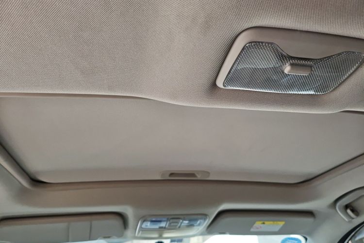 长安CS35 2017款 1.6L 自动豪华型中控内饰22