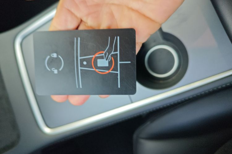 特斯拉 Model Y 2022款 后轮驱动版中控内饰7001