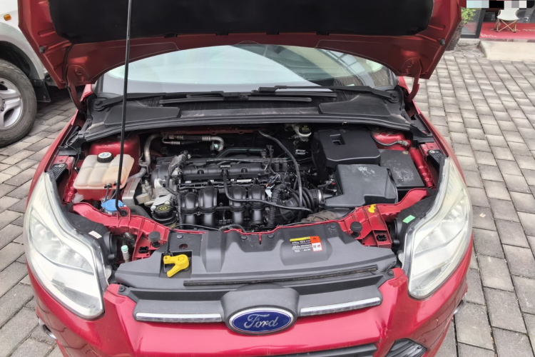 福特 福克斯 2012款 三厢 1.6L 自动风尚型机舱底盘24