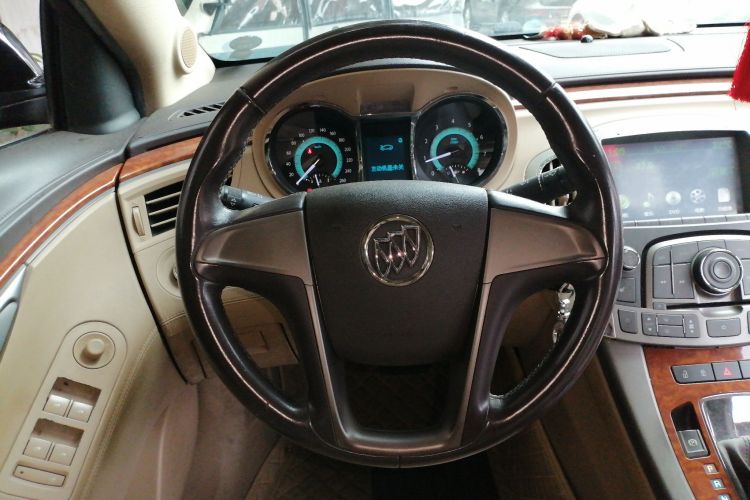 别克 君越 2012款 2.4L SIDI雅致版局部细节13