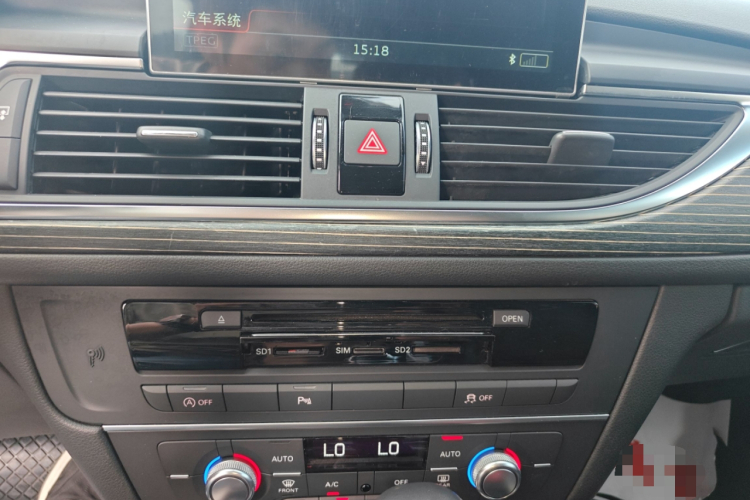 奥迪A6(进口) 2017款 Avant 40 TFSI 运动型中控内饰16