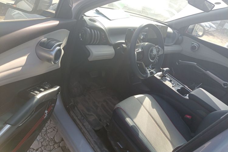 比亚迪 元PLUS 2022款 510KM 旗舰型中控内饰20