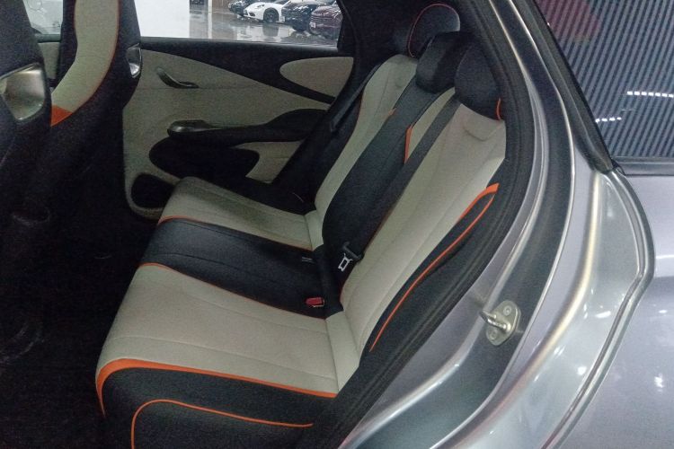 比亚迪 海豚 2021款 405km 时尚版中控内饰7004