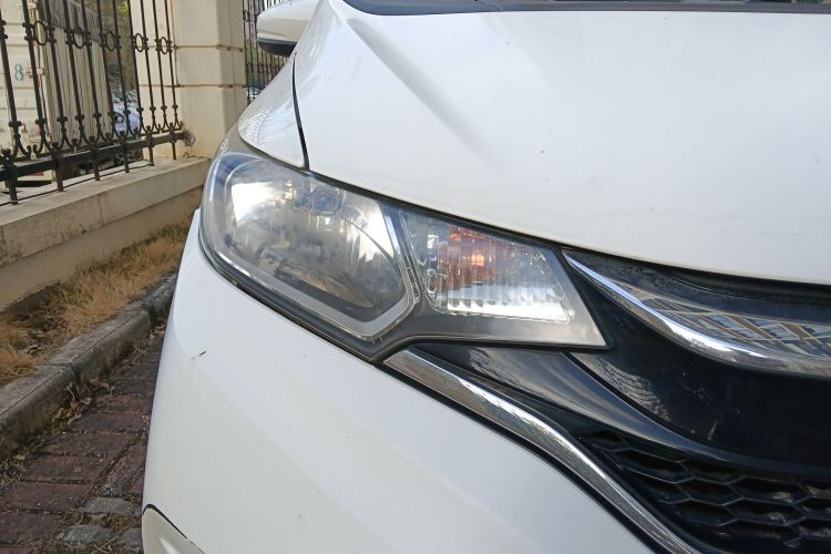 本田 飞度 2018款 1.5L CVT潮跑版车身外观8