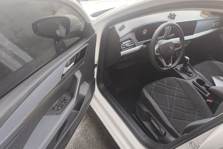 大众 朗逸 2023款 改款 1.5L 自动得逸版中控内饰20