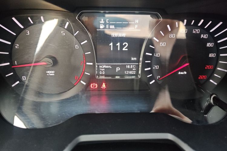 广汽传祺 传祺GS4 2016款 235T G-DCT豪华版中控内饰15