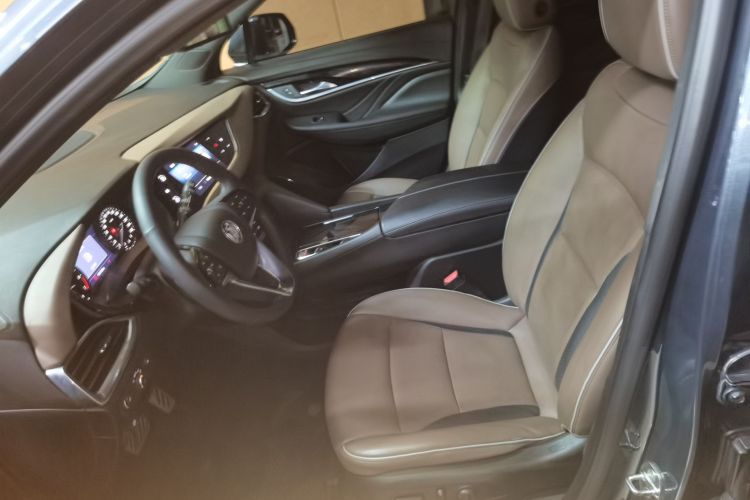 别克 昂科旗 2020款 28T 四驱旗舰型中控内饰19