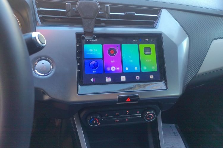 奇瑞 瑞虎3X 2022款 钻石版 1.5L CVT精英版中控内饰16