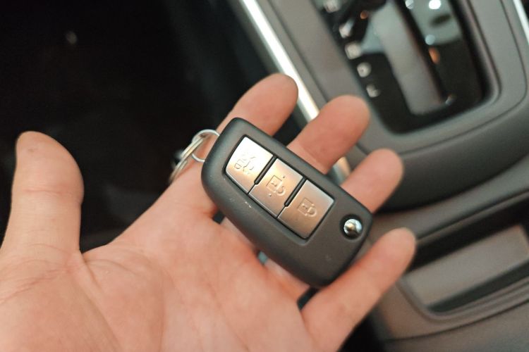 日产 轩逸 2024款 改款三 经典 1.6XE CVT舒适版中控内饰7001