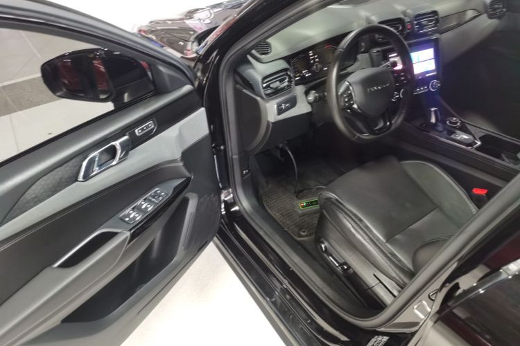 领克03 2021款 2.0TD 自动劲 冠军版中控内饰7003