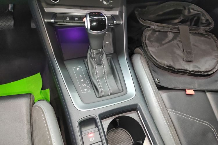 奥迪Q3 Sportback 2022款 40 TFSI 时尚型中控内饰18