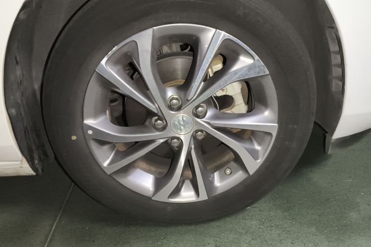 别克 威朗 2022款 Pro 533T 乐享版车身外观10