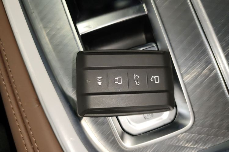 坦克700新能源 2024款 Hi4-T 极致版中控内饰11