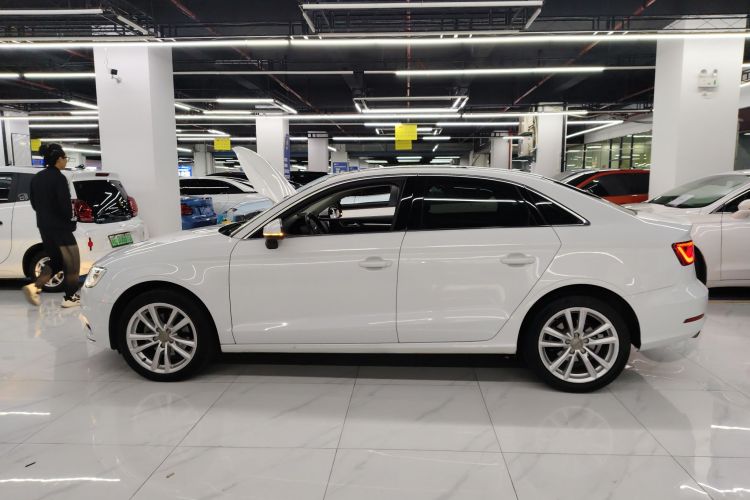 奥迪A3 2015款 Limousine 35 TFSI 百万纪念舒享型车身外观6003