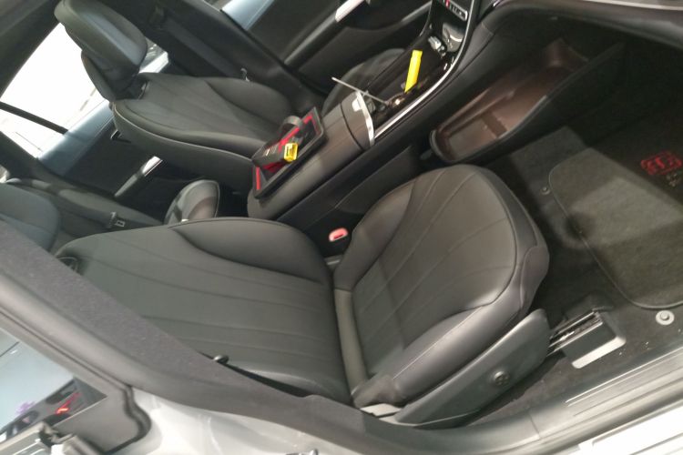 奔驰EQE 2022款 350 先型特别版局部细节41