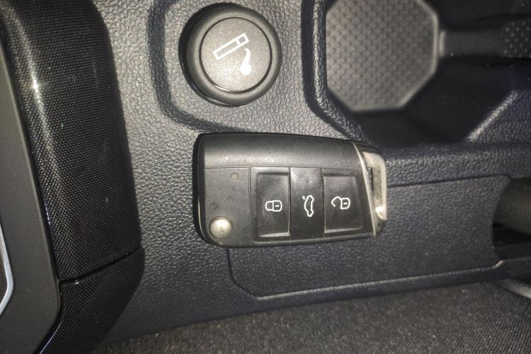 大众 朗逸 2023款 新锐 1.5L 自动新愿版中控内饰11