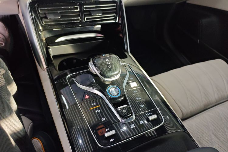 比亚迪 唐新能源 2022款 DM-p 215KM 四驱旗舰型中控内饰18