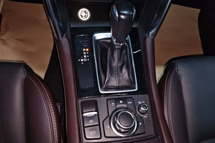 马自达CX-4 2018款 2.0L 自动两驱蓝天品位升级版 国VI局部细节18