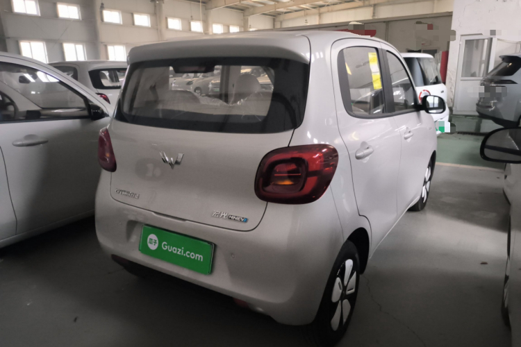 五菱汽车 宏光MINIEV 2025款 四门版 进阶款车身外观7