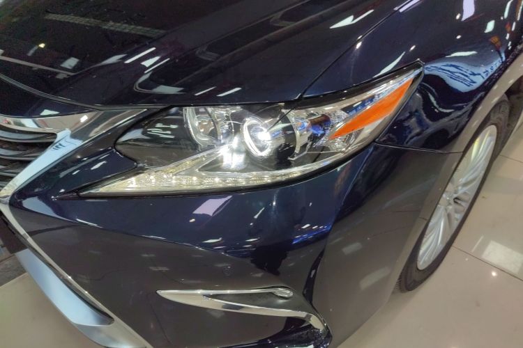 雷克萨斯ES 2015款 200 精英版局部细节36