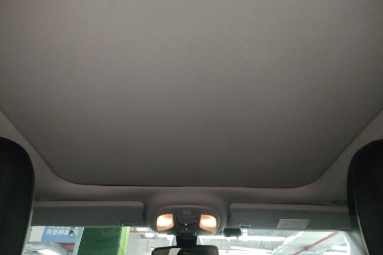 Jeep 指南者 2020款 220T 自动精英版局部细节22