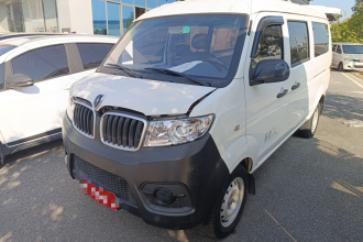 金杯 小海狮X30 2023款 1.5L 超享型客车5/6/7座无空调版SWC15M