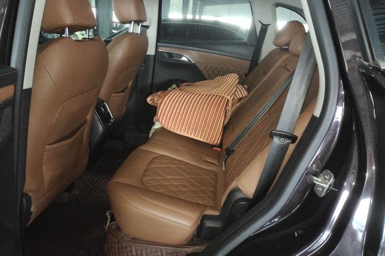 宝沃BX7 2016款 28T 四驱旗舰版 7座中控内饰21