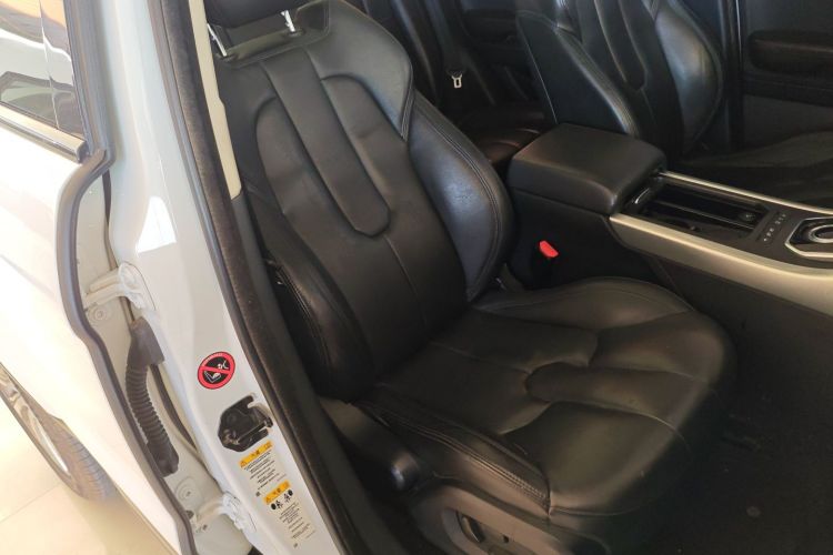 路虎 揽胜极光 2015款 2.0T 五门智耀版局部细节41