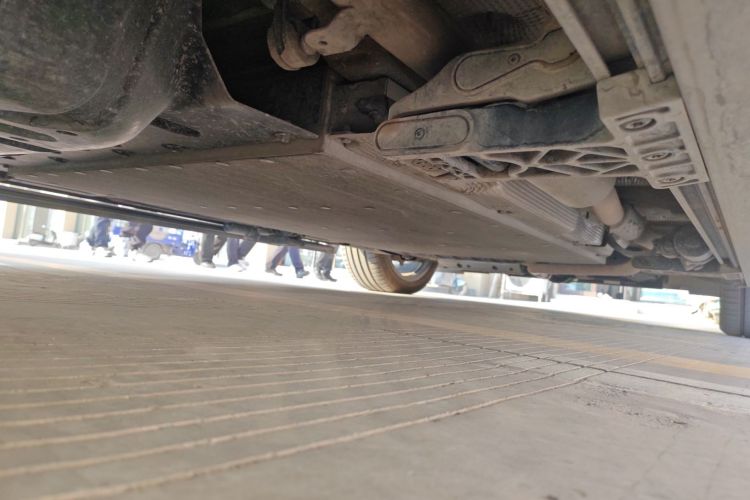 理想汽车 理想L9 2024款 Ultra局部细节9002