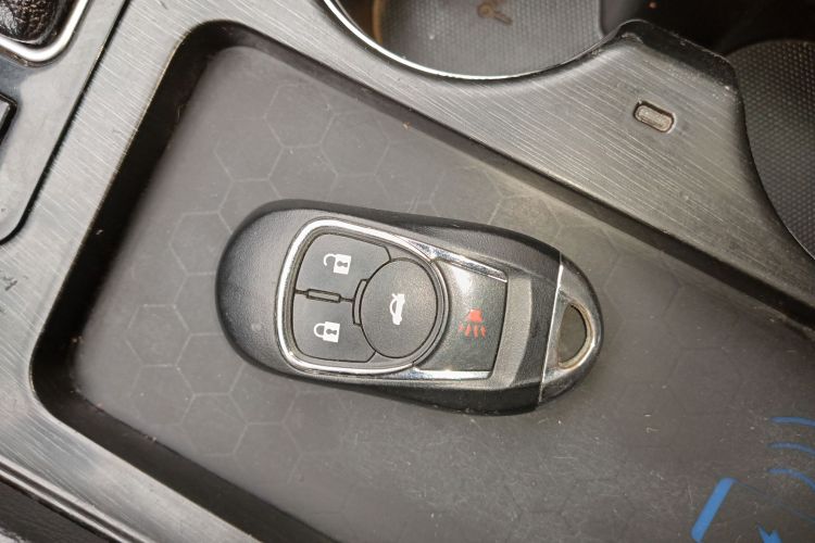 众泰T600 Coupe 2017款 1.5T 自动尊贵型中控内饰7001