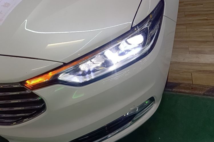 福特 金牛座 2019款 EcoBoost 245 尊享版局部细节36