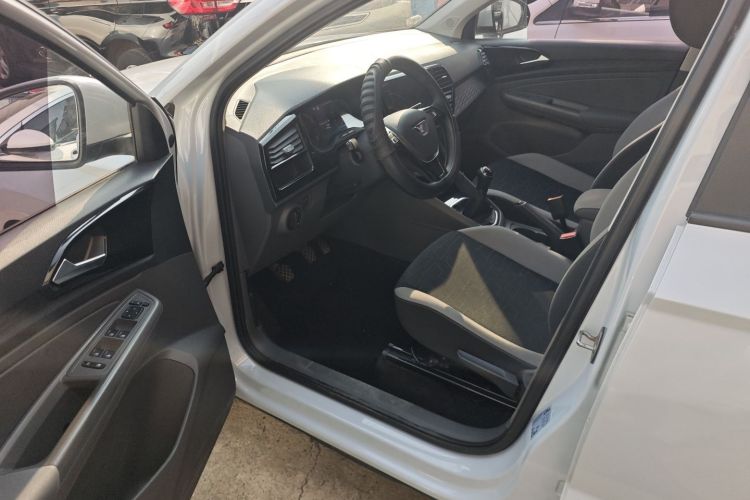 捷达VS5 2019款 280TSI 手动进取型中控内饰20