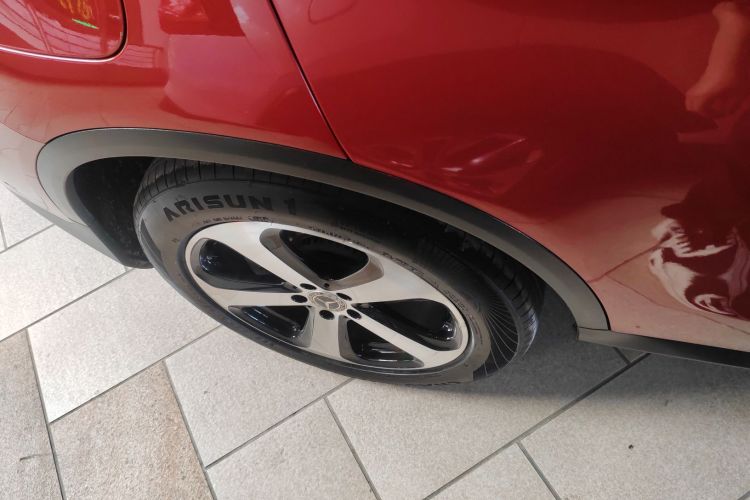 奔驰GLC轿跑 2017款 GLC 200 4MATIC 轿跑SUV车身外观6003